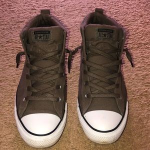 Men’s Converse! VERY Good Condition!